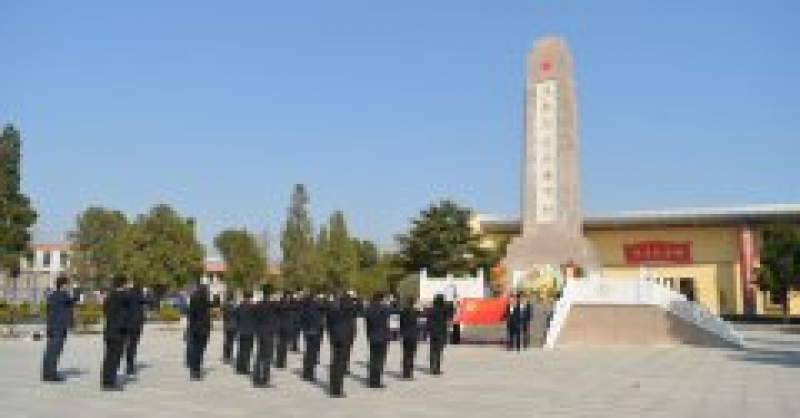 集團(tuán)團(tuán)委開展“緬懷革命先烈，弘揚(yáng)民族精神”愛國主義教育活動(dòng)