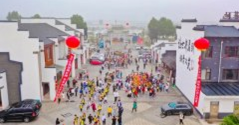 北茶商街粽香濃，千名師生頌黨恩