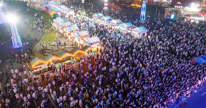 啤酒城、北茶商街“雙節(jié)”活動(dòng)活躍節(jié)日經(jīng)濟(jì)